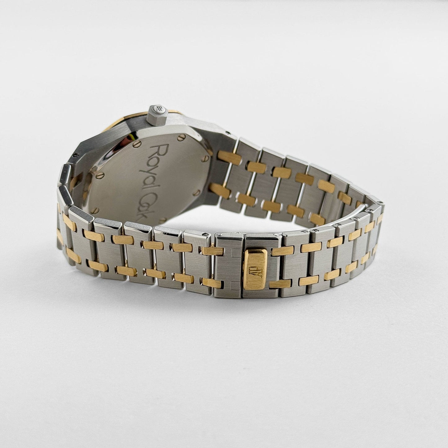 Audemars Piguet Royal Oak 25594SA.OO.0789SA.01 Day-Date Moonphase Yellow Gold Stainless Steel Silver Dial