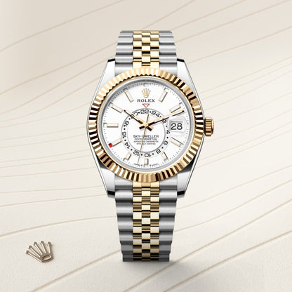 Rolex Sky-Dweller Oyster, 42 mm, Oystersteel and yellow gold