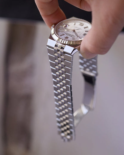 Rolex Land-Dweller 40 Oyster, 40 mm, Oystersteel and white gold
